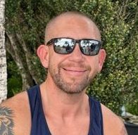 Michael Dickinson : Night Manager